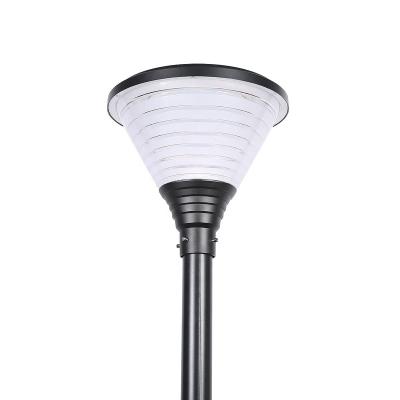 China Theme Park villa garden IP66 UV protection 2500lm 2.5m pole mounting casting aluminum solar powered garden post lights for parks scenery villa garden for sale