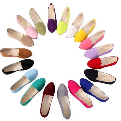 China Cushioning Hotsales Fashion Slippers Outside Flat Beach Shoes Ladies Slides Women Summer Casual Sandals for sale