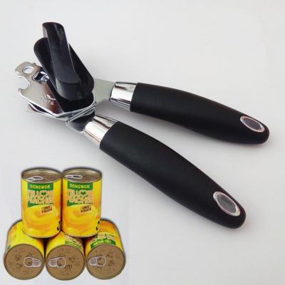 China Multi Function Viable Kitchen Tools Safety Can Opener Black Manual With Large Turn Knob And Sharp Blade Professional Heavy Duty for sale