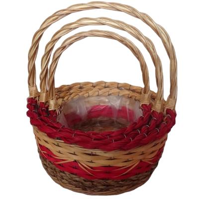 China China Handmade Woven Willow Basket Gift Basket with Handle for sale