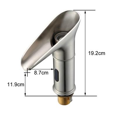 China Touchless Metered Faucets Basin Faucet Gold For Wash Basin for sale