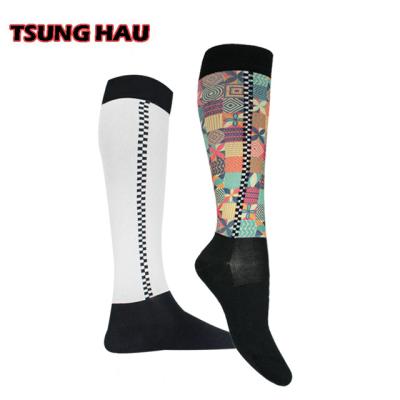 China 15-20 mmHg High Knee Compression Sports Socks for sale