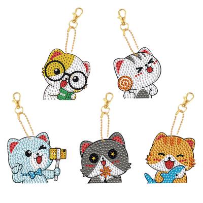 China Eco Wholesale 4 Pcs 5 Pieces One Package New DIY Hand Making Animal Shaped Diamond Painting Key Chain for sale