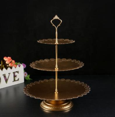 China Cake decorating cupcake stand hot cake stand wedding gold props Amazon Amazon sales three-tier tray for sale