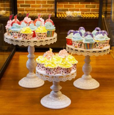 China Cake Decorating Accessories Amazon Round 3-Set Hot Selling Metal Wedding Cake Stands Dessert Cupcake for sale