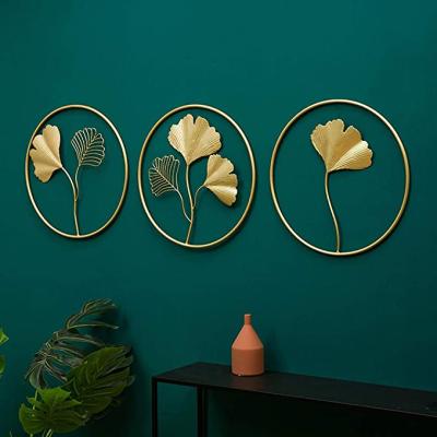 China 3D Wall Decor Set Of 3 Iron Wall Sculptures Round Wall Decor With Gingko Leaf Art Great For Hotel Bar Home Decor for sale