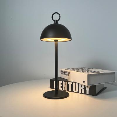 China Modern Minimalist Eye Protection Table Lamp Metal Mushroom Style Portable Table Light for Bedroom Office for sale