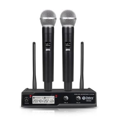 China Original Microphone Pro Karaoke Radio Handheld Style Microphone MIC Material ABS Connect Portable Product Place Model OEM for sale