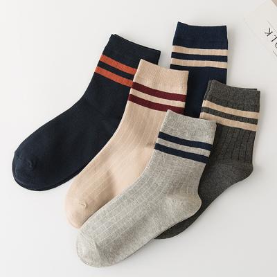 China 2022 Summer Fashion Cotton Calf Socks Custom Print Sporty Logo Embroidered Stripe Casual Sock Men Mid for sale