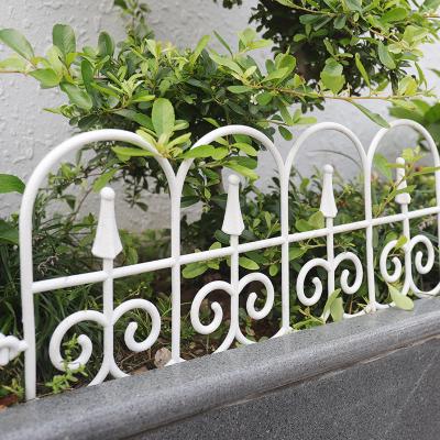 China European Style PVC Plastic Fence Durable Outdoor Gardening Decorative Guard Bar Imitate Iron Gardening Guardrail for sale