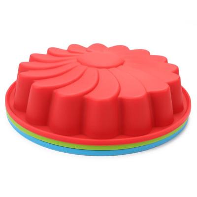 China 2022 Viable Popular High Quality Round Silicone Sunflower Round Sunflower Food Grade Silicone Cake Mold DIY Baking Tool for sale