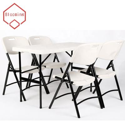 China Modern White Portable Plastic Folding Chairs For Events Party Garden for sale