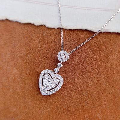 China FASHIONABLE 9k 14k 18k Solid Gold Natural Vermeil Diamond or Moissanite Heart Custom White Mounted Pawnable Charm Pendant Chain for sale