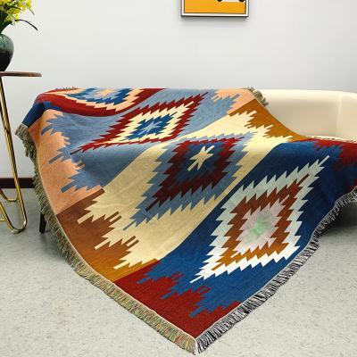 China PORTABLE Home Cheap Picnic Blanket Boho Throw Vintage Aztec Blanket for sale