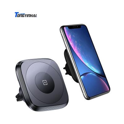 China Support7.5W/10W/15W Fast Charger and Can 360 Degree Rotate Tongyinhai Factory Mobile Phone Accessories Qi Chargers 15w Car Phone Holder Fast Charger For iPhone 12 for sale