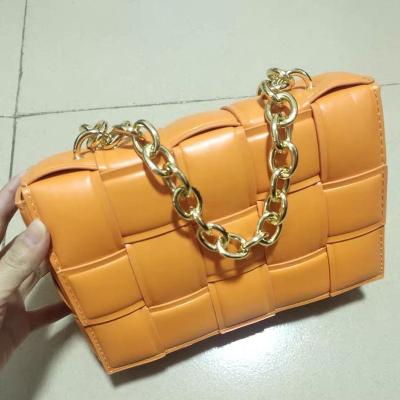 China Fashion Shoulder Bag New Style Woven Chain Slope Thick Span Bag for sale