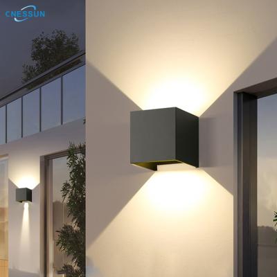 China 12W Outdoor Adjustable Outdoor Square Sconce Lamp Modern Garden Yard IP65 Shine Down Led Wall Light for sale