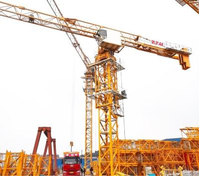 China ZTT186 Guindaste de torre plana 8t Capacidade 65m Duração de janela 1,7t Equipamento de elevação de carga de ponta à venda