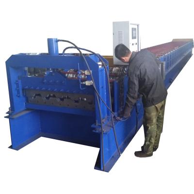 China Efficient Hotels 4 Ribs 1000mm Width Floor Decking 1219mm Coil Roll Forming Machine For Indonesia for sale