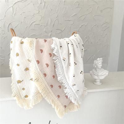 China 100% Folded Cotton Baby Crepe Printed Fringe Baby Muslin Blanket Cuddle Stroller Wrap Blanket for sale