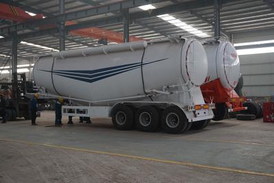 China Titan 3 Axles Cement Semi Trailer , cement silo for bulk truck loading , A new type of sand storage silo trailer for sale