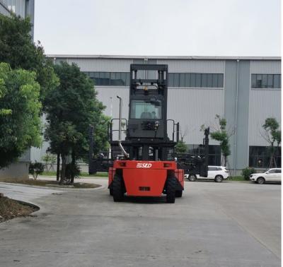 China Leercontainer-Lenker Cumminss QSB6.7 flexibler 20ft 40ft Maschinen-für das Stapeln von 3 Schichten zu verkaufen