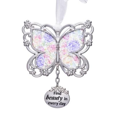 China Metal Butterfly Hanging Ornaments Charm Mom Mother's Day Butterfly Ornament Charm with Metal Heart Gifts for Mom Grandma for sale