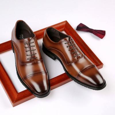 China Wholesale Breathable Customize High Quality Comfortable British Men's Fashion and Business Leather Shoes New Leather Cutout Men's Shoes for sale