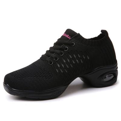 China Fashion Trend Dance Shoes Hollowed-out High Elastic Flight Woven Dance Sports Rubber Shoes For Women for sale