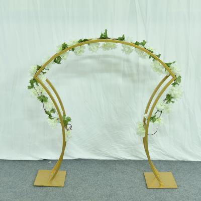 China Stand Folding Decoration Metal Wedding Table Arch Romantic Wedding For Flower Arrangement Centerpieces Statement zu verkaufen