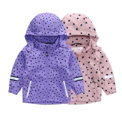 China Spring Autumn Children's Clothing Soft Shell Jacket Kids Waterproof Metallic Outerwear With Fleece Jacket for sale