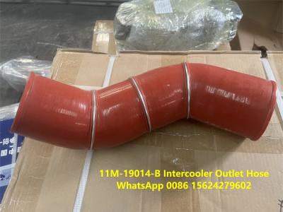 Cina Tubo flessibile di uscita dell'intercooler 11M-19014-B Parti del camion CAMC Tubo flessibile del gas intercooler Tubo dell'aria di uscita dell'intercooler in vendita