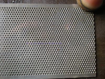 China Slotted perforated metal sheet/stainless steel Slotted punched mesh for sale