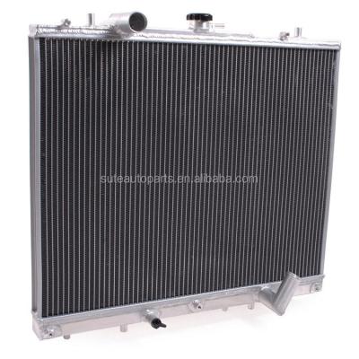 China Engine Cooling System Aluminum Type Car Cooling Radiator For MITSUBISHI L200 PAJERO SHOGOUN MONTERO 2.5 TURBO DIESEL for sale