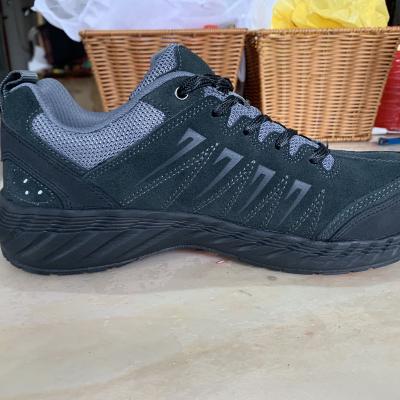 China Steel Toe Men's Sports Running Shoes Men's Casual Work Shoes High Quality for sale