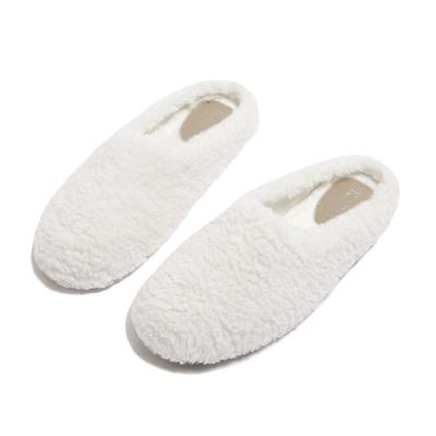 China Leisure factory OEM can be customized high-end brand ladies woolen indoor and outdoor fashion fur slippers for sale