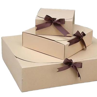 China Recycled Stock Materials 31*25*8cm Nuts Cores Custom Make Logo Ribbon Craft Environmental Friendly Recyclable Paper Boxes Shopping Bags Gifts for sale