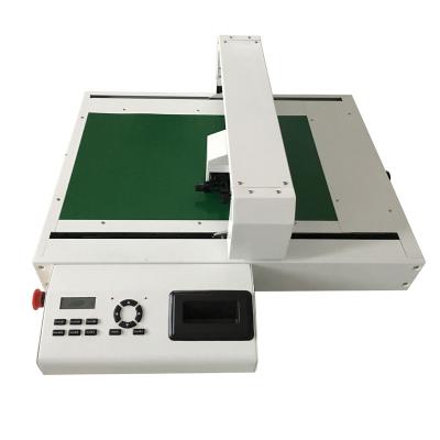 China Digital Flatbed Die Cutter For DIY  Cardboard Packing Box with Kiss Cutting and Full Cutting and Creasing for sale