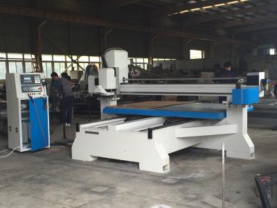 China Customized Woodworking Moving Table CNC Router CNC Engraving Cutting Machine for sale