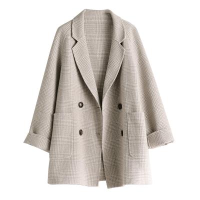 Cina 2021 Autumn and Winter Women's Woolen Coat New Cross-Breasted Ladies Wool Coat Breathable Long in vendita