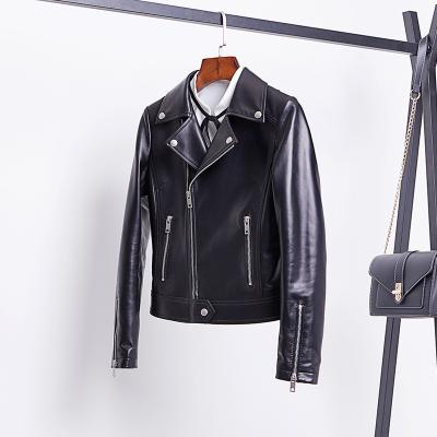 China 2021 autumn new jackets factory direct sheep leather coat women's short stylish black slim motorcycle leather jacket new small zu verkaufen