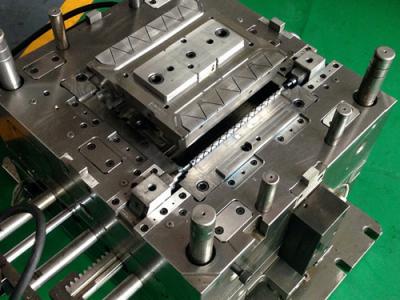 China LKM , HASCO , DME Custom injection molding , plastic mould injection molded for sale