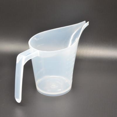 China Viable Clear Plastic PP Measuring Cup Beaker 500ML Powder Baking Cups Measure With Handle For Kitchen for sale