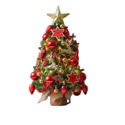 China 2021 New Design Christmas Tree Luxury Office Decoration Cute Small Christmas Tree Moose Decor Gift Box for sale