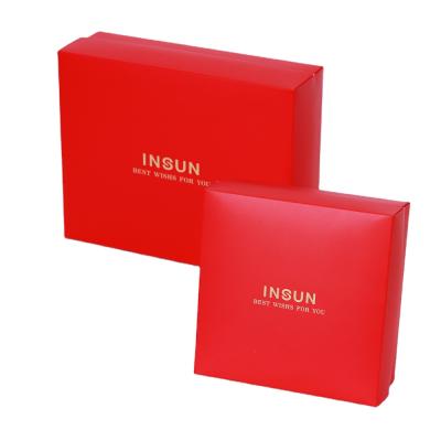 China Wholesale Recyclable Elegant Woman Gentleman Apparel Paper Packaging Boxes Custom Printed Red Garment Gift Boxes Apparel Boxes Luxury Eco for sale