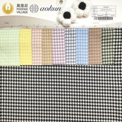 China Hot Sale Stretch Washed Classic Houndstooth Pattern Stock Casual Fabric Available Outwear Fabric for sale