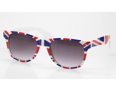 China Special Fashion Sunglasses Design Mens Womens Sunglasses Union Jack Copy On PC Frame And Temple Hot Selling Sunglasses for sale