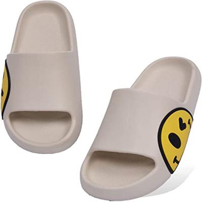 China Fashion Trend Smiley Face Slipper Sandal For Boys EVA Anti-Slip Indoor & Outdoor Open Toe Home Slippers Men Women Casual Slippers Girls for sale