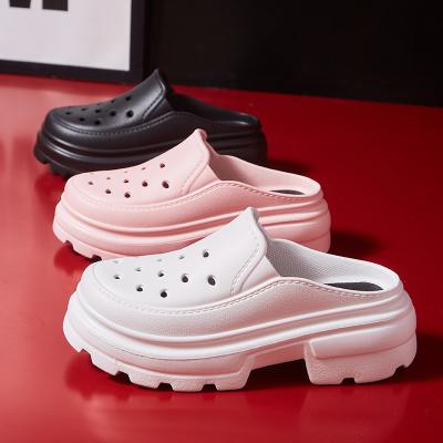 China Wholesale New Fashion Summer EVA Garden Sandals Shoes Women's Shoe Clogs Round And Shiny Mules Shoes For Women for sale