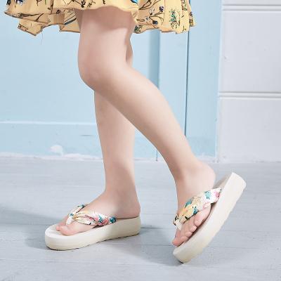 China 2022 denim Flip Flops For Ladies Girls other children's slippers flat casual new fashion platform sandals for sale